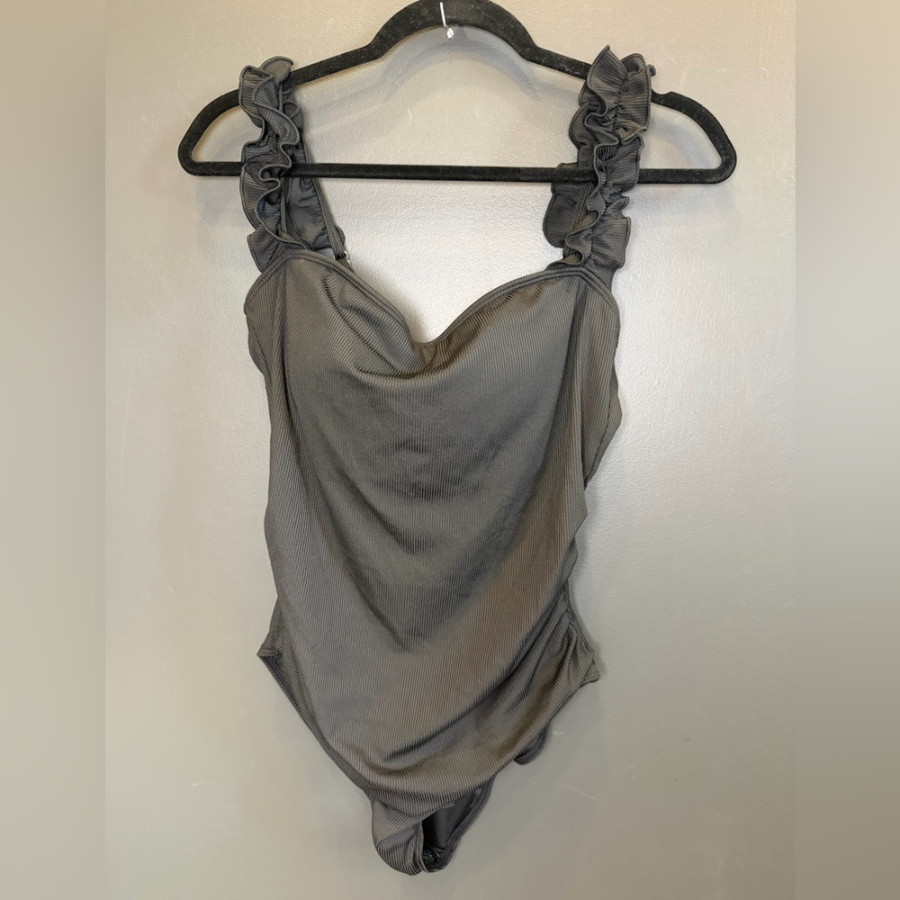 Eomenie Ribbed One Piece Swimsuit NWT Large Ruffle Straps Black Tummy Control
